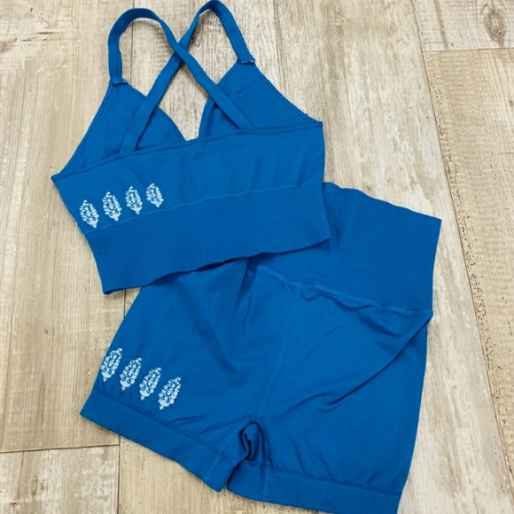 Free People Good Karma Coastline Logo M / L 2 Piece Set Nwot - Picture 4 of 7